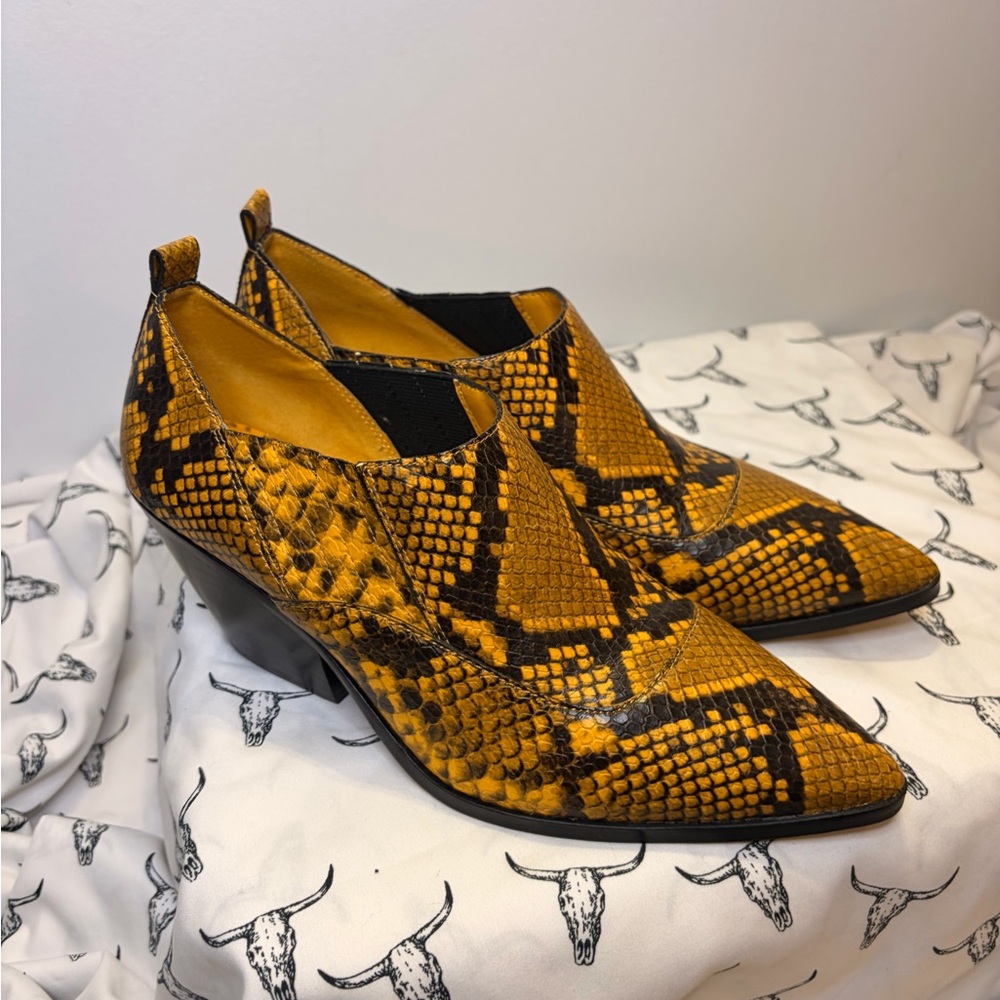 Vince Camuto Yellow Snake Print Wedges